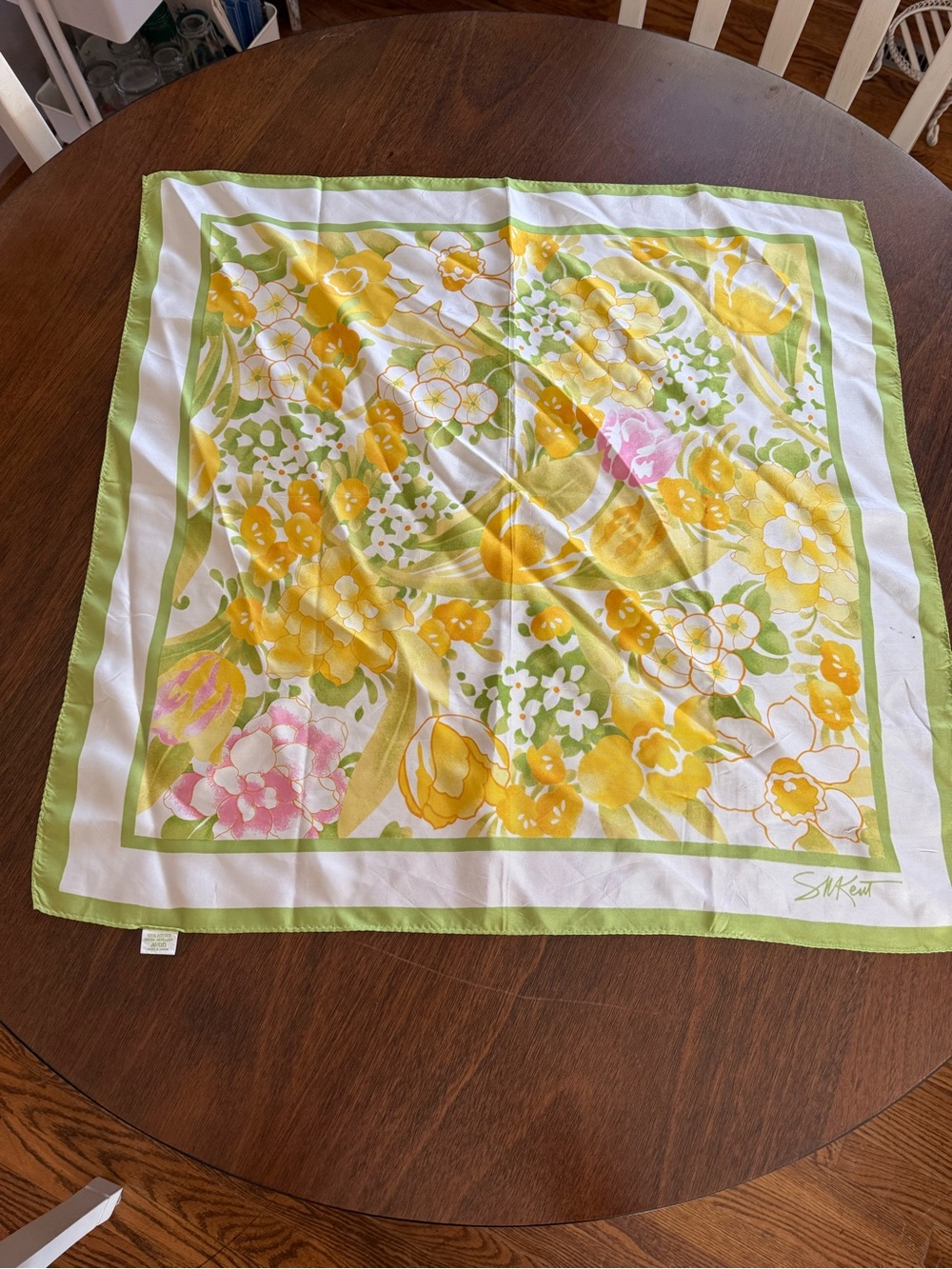 Vintage Avon 1978 Burst of Spring Scarf SM Kent 27x27 Lime Daffodil Flowers